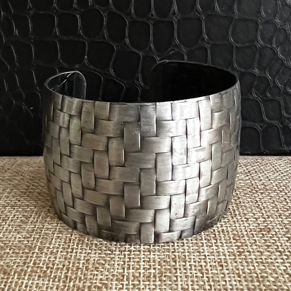 Vintage Basketweave Silver Tone Wide Cuff Bracelet‎ Statement 6-7 Gorpcore